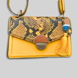 Aldo Nililia Crossbody Satchel Bag Reptilian Pattern Faux Leather Golden Yellow